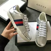 baskets paire de chaussures gucci femmes cowhide ribbon silver